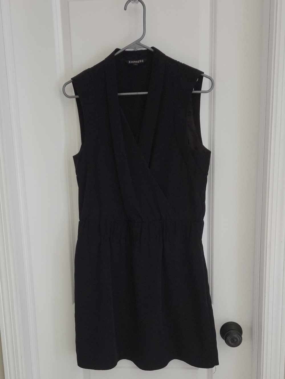 Express Black Sleeveless V-Neck Mini Dress